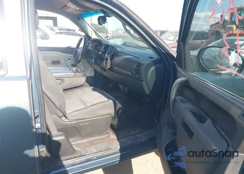 2011 Chevrolet Silverado 1500 Lt from USA, damaged, VIN 1GCRCSE02BZ369587